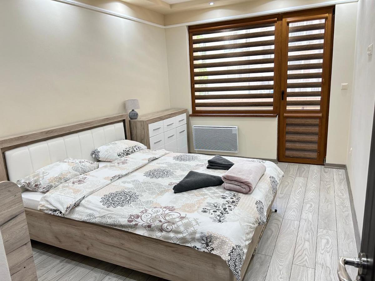 Apartament Deluxe Karina-Free Parking Burgas Exterior foto