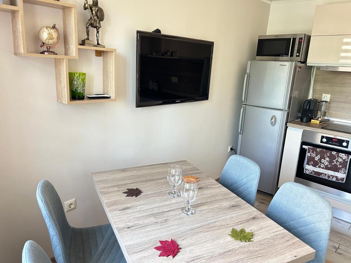 Apartament Deluxe Karina-Free Parking Burgas Exterior foto